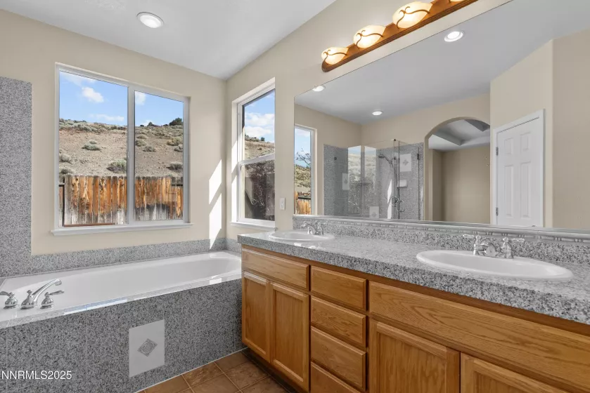 4276 Talladega, Sparks, Nevada 89436, 3 Bedrooms Bedrooms, ,2 BathroomsBathrooms,Residential,Residential,Talladega,250054440