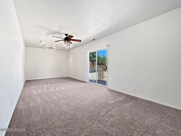 280 Karnak, Sparks, Nevada 89441, 3 Bedrooms Bedrooms, ,2 BathroomsBathrooms,Residential,Residential,Karnak,250054442