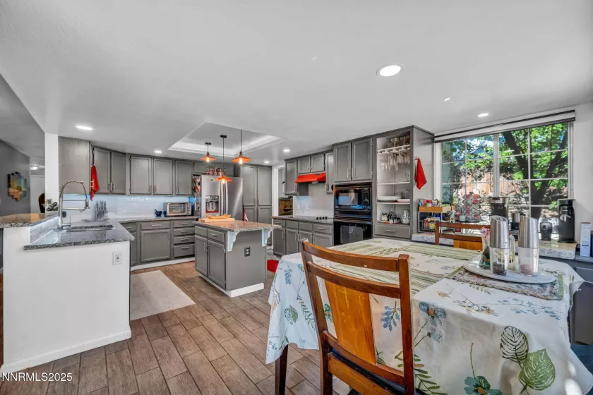 6673 Enchanted Valley, Reno, Nevada 89523, 5 Bedrooms Bedrooms, ,3 BathroomsBathrooms,Residential,Residential,Enchanted Valley,250054446
