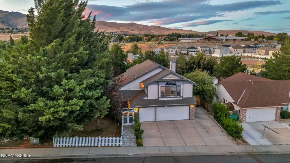 6673 Enchanted Valley, Reno, Nevada 89523, 5 Bedrooms Bedrooms, ,3 BathroomsBathrooms,Residential,Residential,Enchanted Valley,250054446