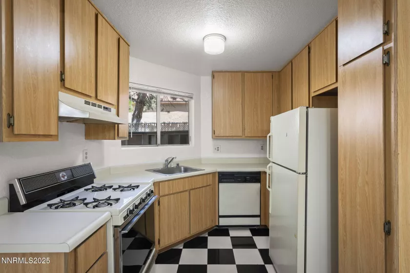 2649 Sunny Slope, Sparks, Nevada 89434, 2 Bedrooms Bedrooms, ,2 BathroomsBathrooms,Residential,Residential,Sunny Slope,250052162