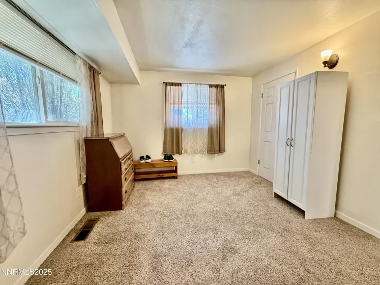1380 Pine Rd, Fallon, Nevada 89406, 5 Bedrooms Bedrooms, ,3 BathroomsBathrooms,Residential,Residential,Pine Rd,250054447