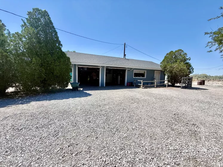 Garage and Workshop