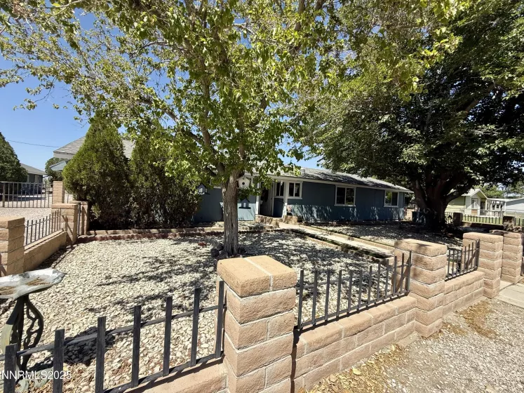 1380 Pine Rd, Fallon, Nevada 89406, 5 Bedrooms Bedrooms, ,3 BathroomsBathrooms,Residential,Residential,Pine Rd,250054447