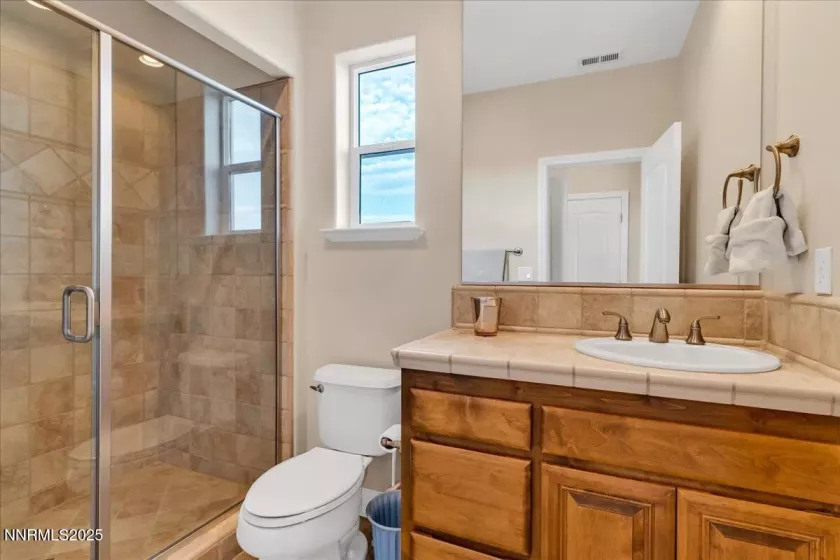 This is the ensuite bath to bedroom #4
