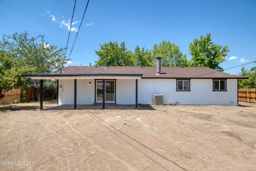 30 Patterson, Sparks, Nevada 89436, 3 Bedrooms Bedrooms, ,2 BathroomsBathrooms,Residential,Residential,Patterson,250054452