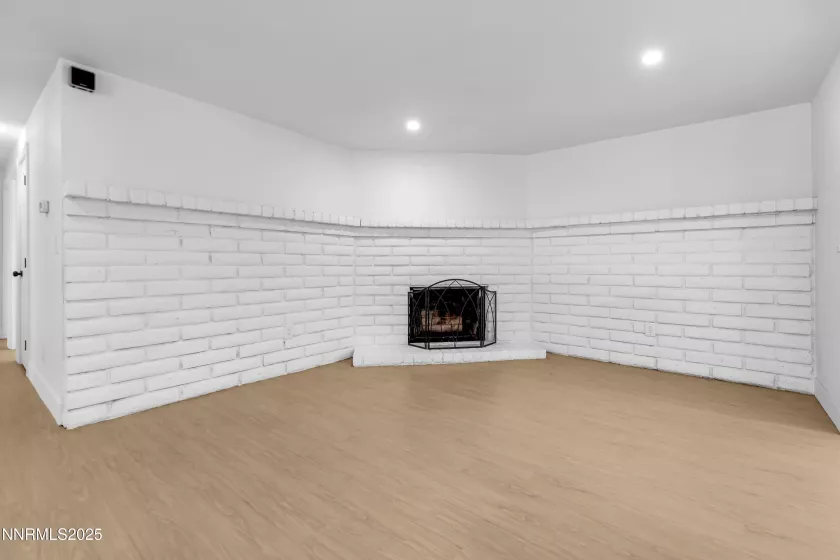 30 Patterson, Sparks, Nevada 89436, 3 Bedrooms Bedrooms, ,2 BathroomsBathrooms,Residential,Residential,Patterson,250054452