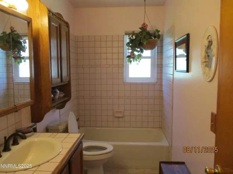 210 Modoc, Winnemucca, Nevada 89445, 3 Bedrooms Bedrooms, ,2 BathroomsBathrooms,Residential,Residential,Modoc,250054453