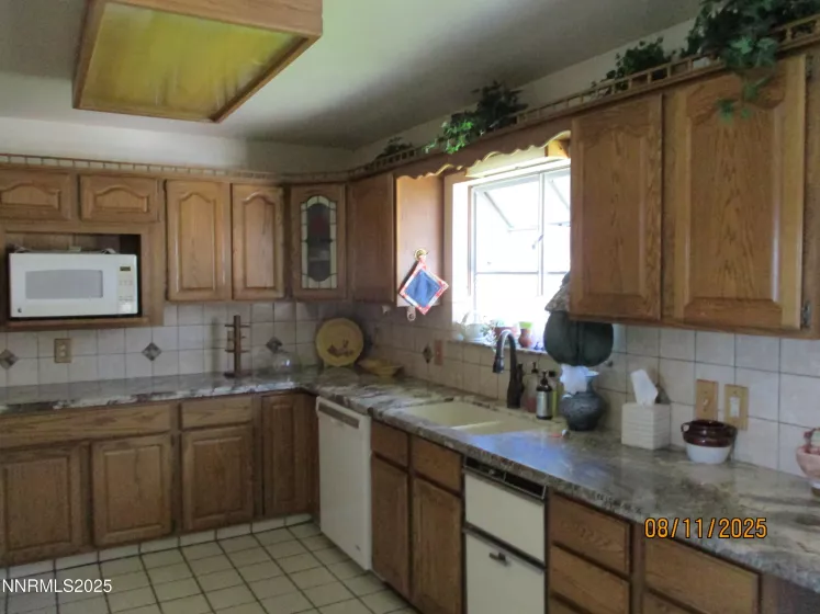 210 Modoc, Winnemucca, Nevada 89445, 3 Bedrooms Bedrooms, ,2 BathroomsBathrooms,Residential,Residential,Modoc,250054453