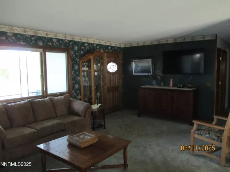 210 Modoc, Winnemucca, Nevada 89445, 3 Bedrooms Bedrooms, ,2 BathroomsBathrooms,Residential,Residential,Modoc,250054453