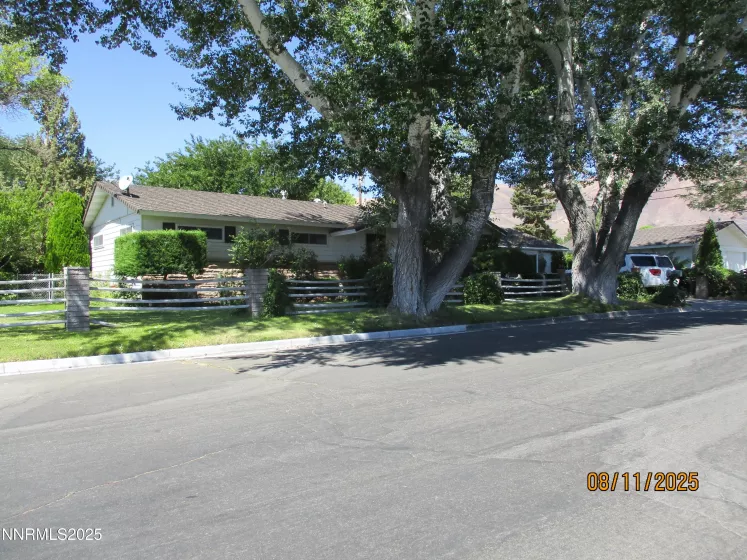 210 Modoc, Winnemucca, Nevada 89445, 3 Bedrooms Bedrooms, ,2 BathroomsBathrooms,Residential,Residential,Modoc,250054453