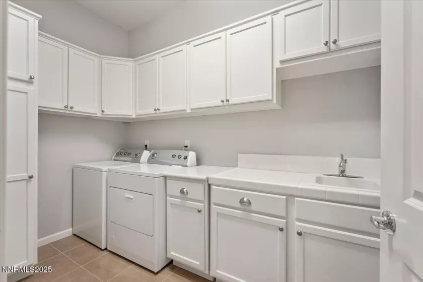 2250 Trakehner, Reno, Nevada 89521, 3 Bedrooms Bedrooms, ,3 BathroomsBathrooms,Residential,Residential,Trakehner,250054454