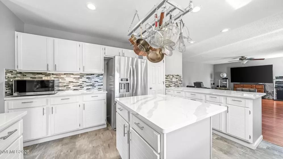 1630 Shadow Park, Reno, Nevada 89523, 5 Bedrooms Bedrooms, ,3 BathroomsBathrooms,Residential,Residential,Shadow Park,250054473