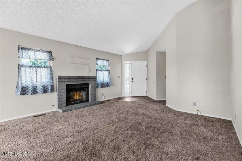 1770 Amarak, Reno, Nevada 89523, 3 Bedrooms Bedrooms, ,2 BathroomsBathrooms,Residential,Residential,Amarak,250054483