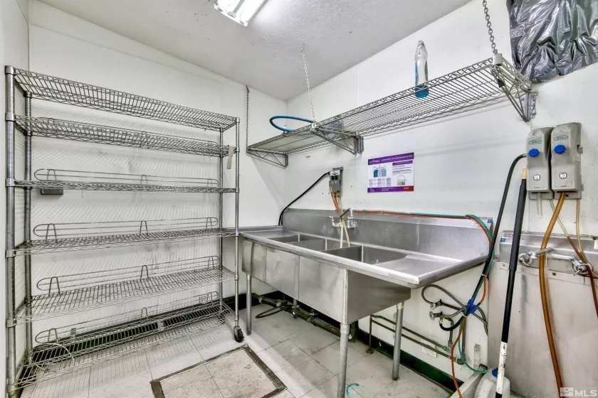 10025 US HWY 50, Moundhouse, Nevada 89706, ,Commercial Sale,Residential,US HWY 50,240006547