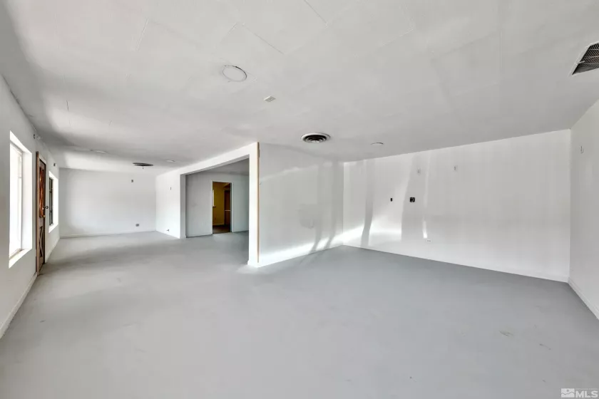3129 Carson, Carson City, Nevada 89701, ,Commercial Sale,Residential,Carson,240006458