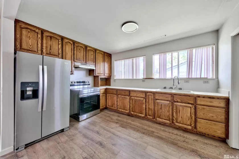 3129 Carson, Carson City, Nevada 89701, ,Commercial Sale,Residential,Carson,240006458