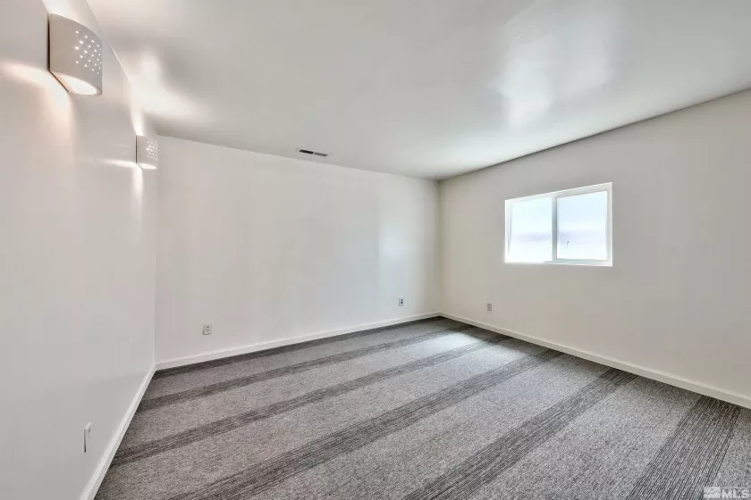 3129 Carson, Carson City, Nevada 89701, ,Commercial Sale,Residential,Carson,240006458