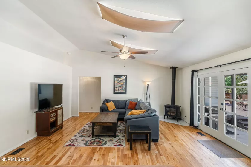 2210 Silver, Fallon, Nevada 89406, 3 Bedrooms Bedrooms, ,2 BathroomsBathrooms,Residential,Residential,Silver,250054484
