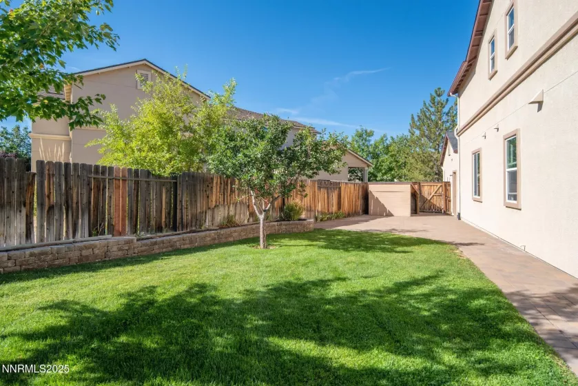 2085 Long Hollow, Reno, Nevada 89521, 4 Bedrooms Bedrooms, ,3 BathroomsBathrooms,Residential,Residential,Long Hollow,250054491