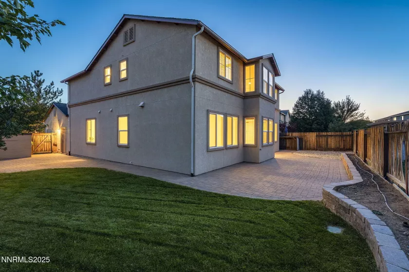 2085 Long Hollow, Reno, Nevada 89521, 4 Bedrooms Bedrooms, ,3 BathroomsBathrooms,Residential,Residential,Long Hollow,250054491