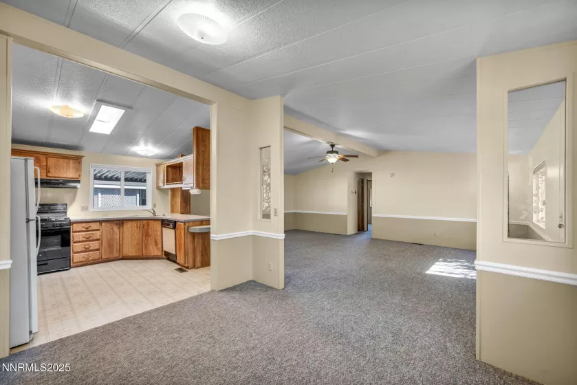 1296 Coronet, Carson City, Nevada 89701, 3 Bedrooms Bedrooms, ,2 BathroomsBathrooms,Residential,Residential,Coronet,250054493