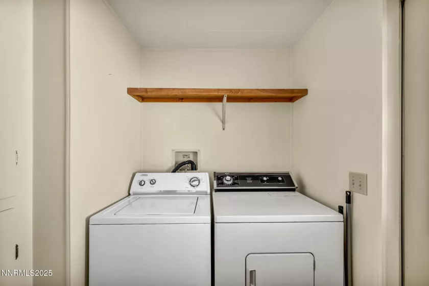 1296 Coronet, Carson City, Nevada 89701, 3 Bedrooms Bedrooms, ,2 BathroomsBathrooms,Residential,Residential,Coronet,250054493
