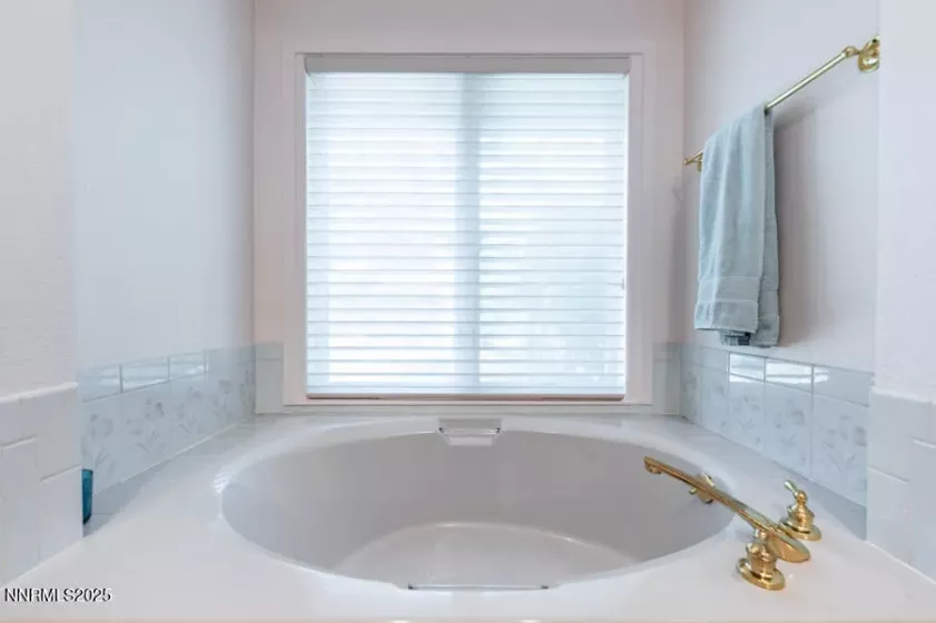 4120 Flintlock, Reno, Nevada 89519, 4 Bedrooms Bedrooms, ,4 BathroomsBathrooms,Residential,Residential,Flintlock,250054494