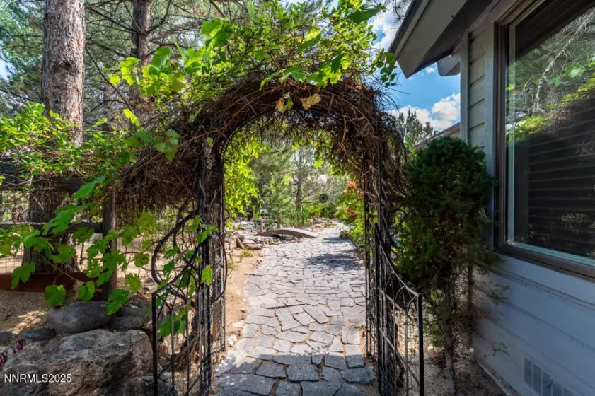 4120 Flintlock, Reno, Nevada 89519, 4 Bedrooms Bedrooms, ,4 BathroomsBathrooms,Residential,Residential,Flintlock,250054494