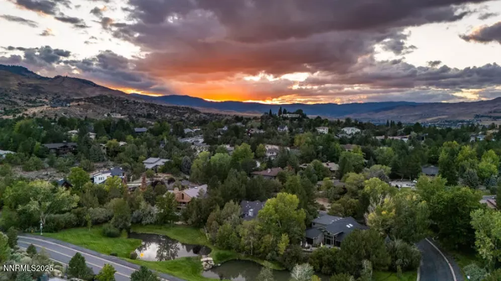 4120 Flintlock, Reno, Nevada 89519, 4 Bedrooms Bedrooms, ,4 BathroomsBathrooms,Residential,Residential,Flintlock,250054494