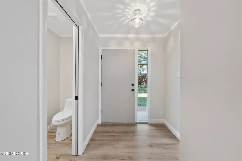ENTRY/FOYER