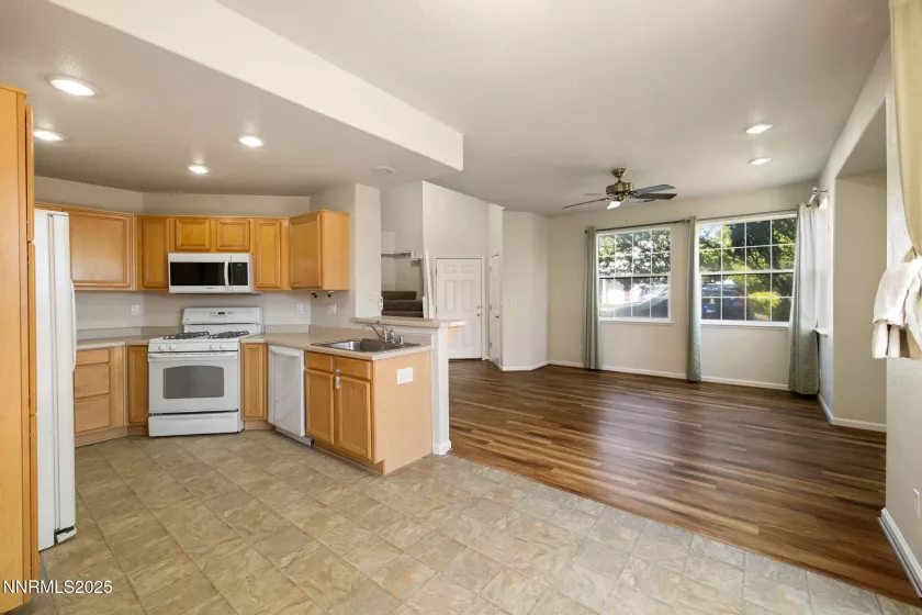 2101 Soldier Pass, Reno, Nevada 89523, 3 Bedrooms Bedrooms, ,3 BathroomsBathrooms,Residential,Residential,Soldier Pass,250054496