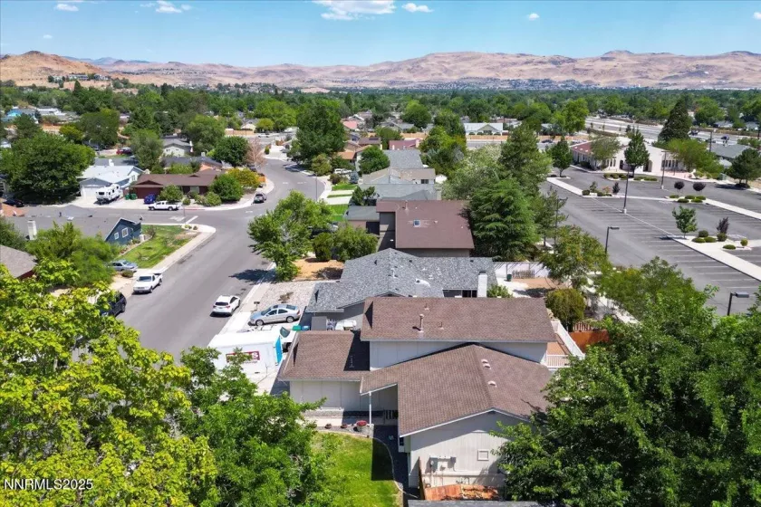 935 Emerson, Sparks, Nevada 89431, 4 Bedrooms Bedrooms, ,4 BathroomsBathrooms,Residential,Residential,Emerson,250054497