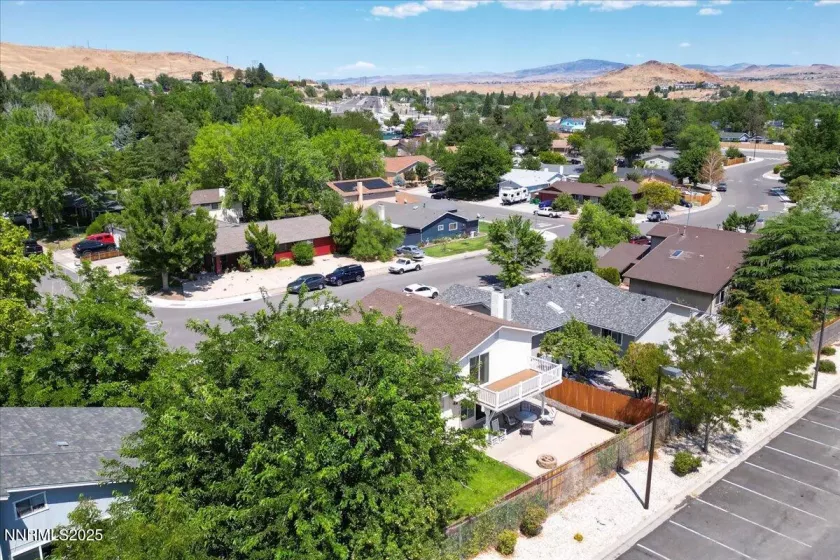 935 Emerson, Sparks, Nevada 89431, 4 Bedrooms Bedrooms, ,4 BathroomsBathrooms,Residential,Residential,Emerson,250054497