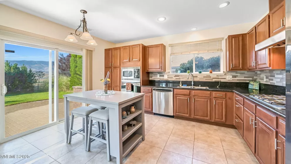 7210 Heritage Oaks, Reno, Nevada 89523, 4 Bedrooms Bedrooms, ,3 BathroomsBathrooms,Residential,Residential,Heritage Oaks,250054500