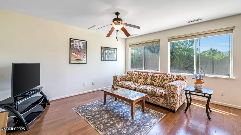 7210 Heritage Oaks, Reno, Nevada 89523, 4 Bedrooms Bedrooms, ,3 BathroomsBathrooms,Residential,Residential,Heritage Oaks,250054500