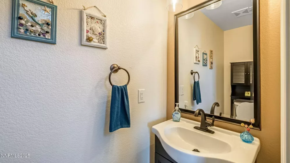 7210 Heritage Oaks, Reno, Nevada 89523, 4 Bedrooms Bedrooms, ,3 BathroomsBathrooms,Residential,Residential,Heritage Oaks,250054500