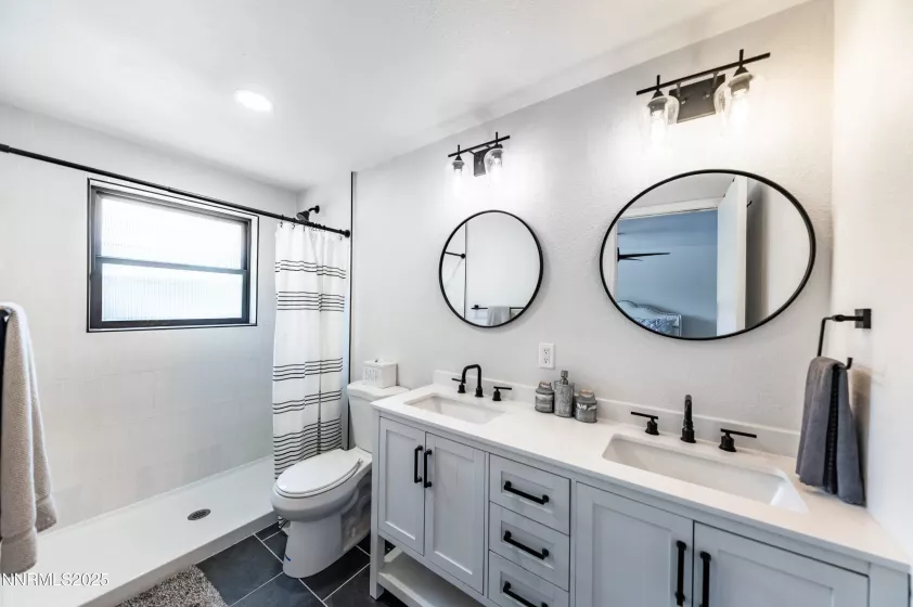 1801 Carlin, Reno, Nevada 89503, 4 Bedrooms Bedrooms, ,3 BathroomsBathrooms,Residential,Residential,Carlin,250054502