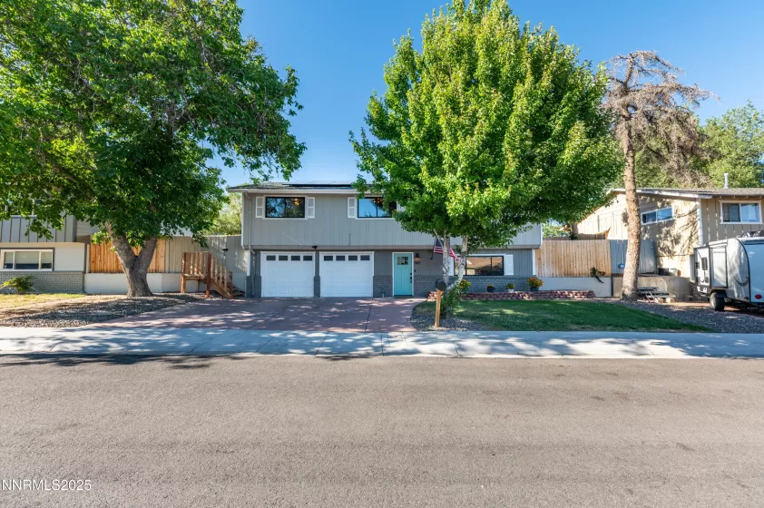 1801 Carlin, Reno, Nevada 89503, 4 Bedrooms Bedrooms, ,3 BathroomsBathrooms,Residential,Residential,Carlin,250054502