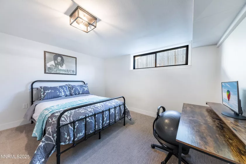 1801 Carlin, Reno, Nevada 89503, 4 Bedrooms Bedrooms, ,3 BathroomsBathrooms,Residential,Residential,Carlin,250054502