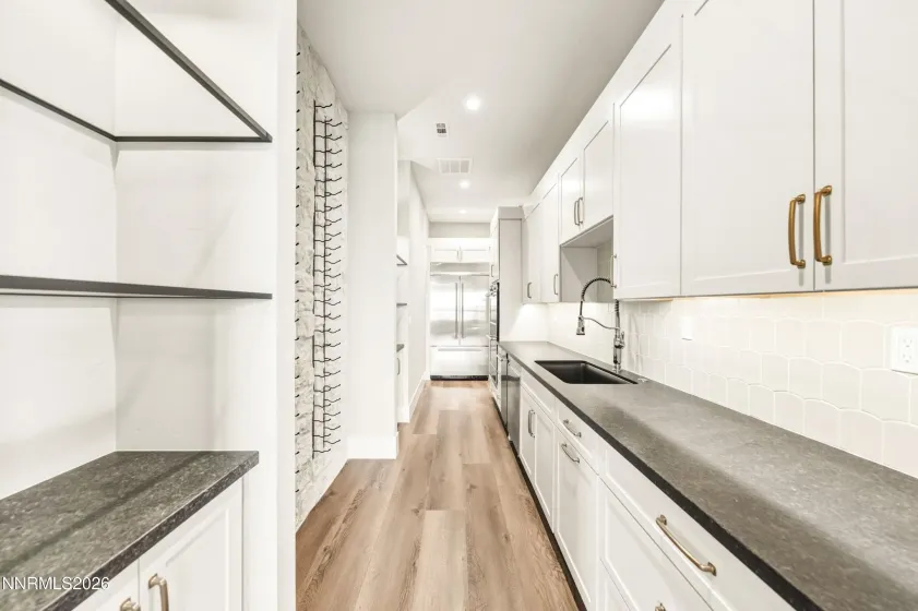 8674 Eagle Chase, Reno, Nevada 89523, 4 Bedrooms Bedrooms, ,4 BathroomsBathrooms,Residential,Residential,Eagle Chase,250054505