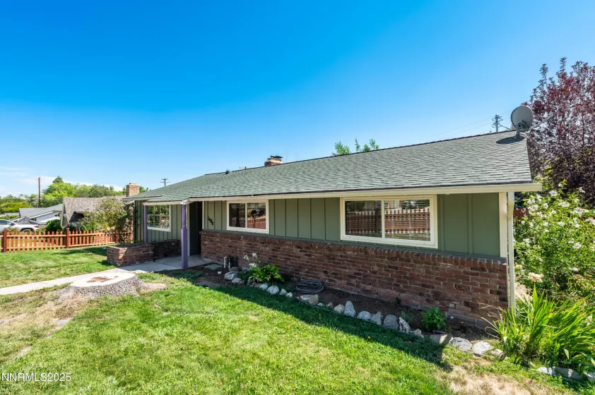 1480 Hunter Lake, Reno, Nevada 89509, 3 Bedrooms Bedrooms, ,2 BathroomsBathrooms,Residential,Residential,Hunter Lake,250054507