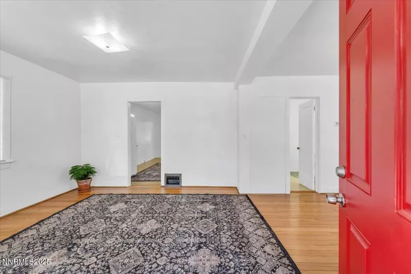 1145 Seminary Ave Interior
