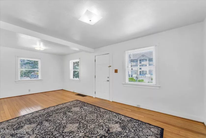 1145 Seminary Ave Interior