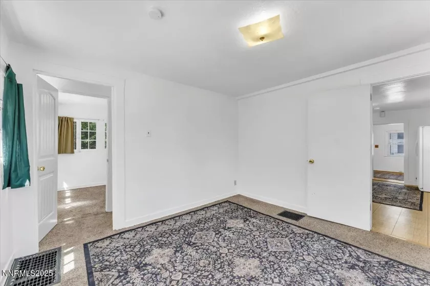 1145 Seminary Ave Interior