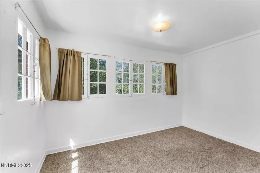 1145 Seminary Ave Interior