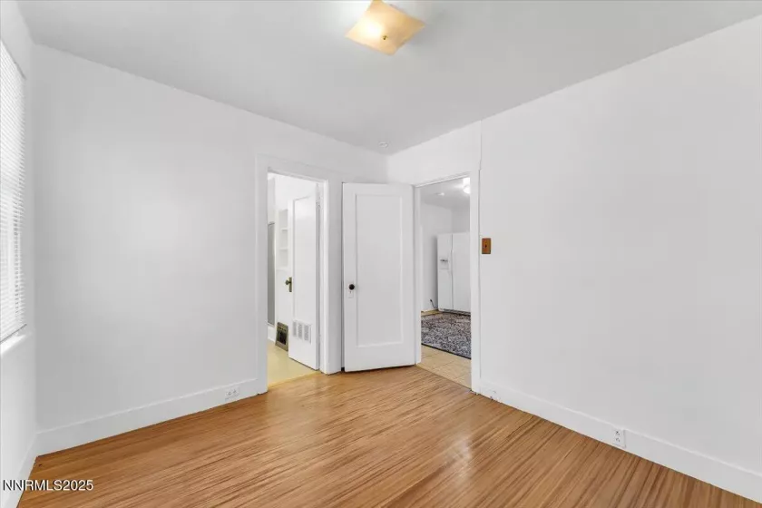 1145 Seminary Ave Interior