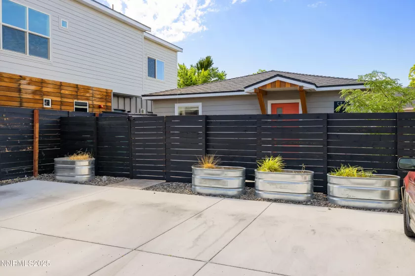 536 Sinclair, Reno, Nevada 89501, 2 Bedrooms Bedrooms, ,3 BathroomsBathrooms,Residential,Residential,Sinclair,250054509