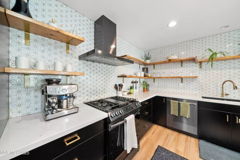 536 Sinclair, Reno, Nevada 89501, 2 Bedrooms Bedrooms, ,3 BathroomsBathrooms,Residential,Residential,Sinclair,250054509