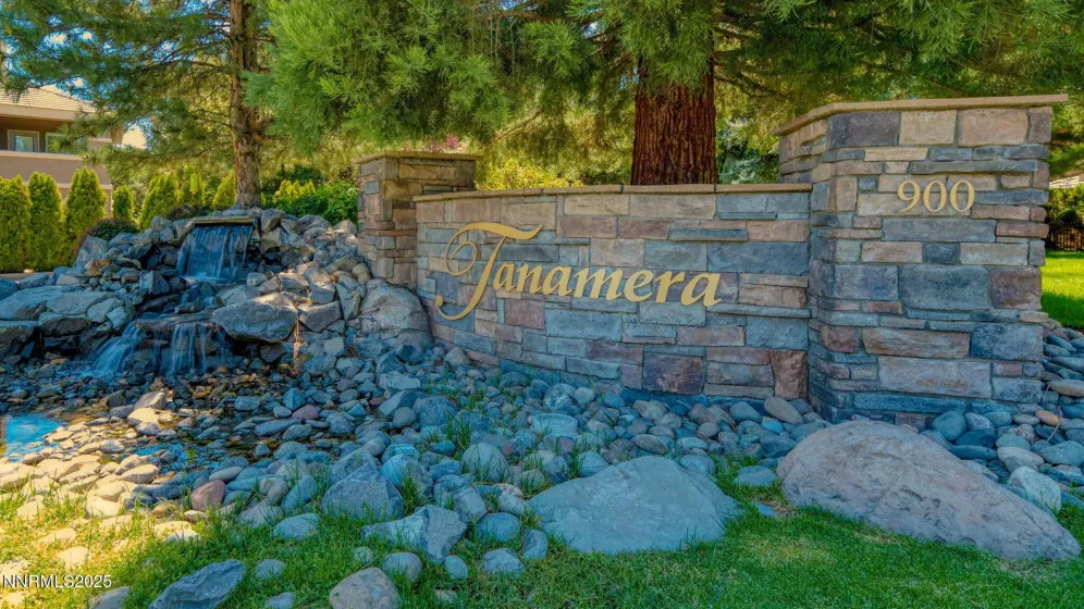 900 Meadows, Reno, Nevada 89521, 2 Bedrooms Bedrooms, ,2 BathroomsBathrooms,Residential,Residential,Meadows,250054510